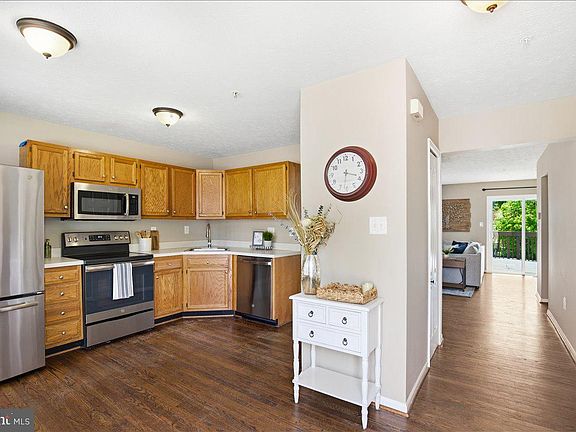 2nd image of 8153 Woodland Ln