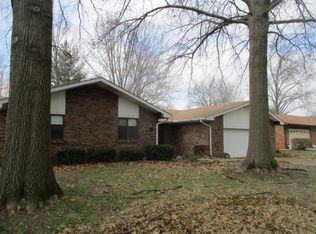 209 Britanna Dr, Swansea, IL