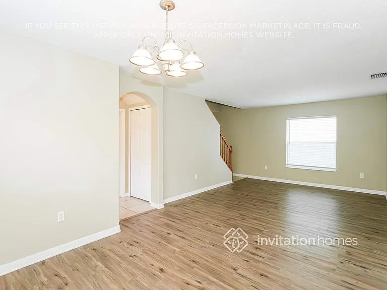 3328 Thistledown Ln — Photo 8