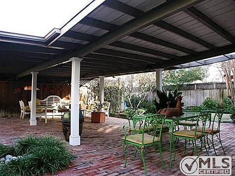 3rd image of 3216 Beverly Dr