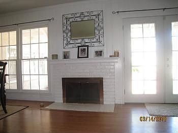2nd image of 3374 Knoxville Ave
