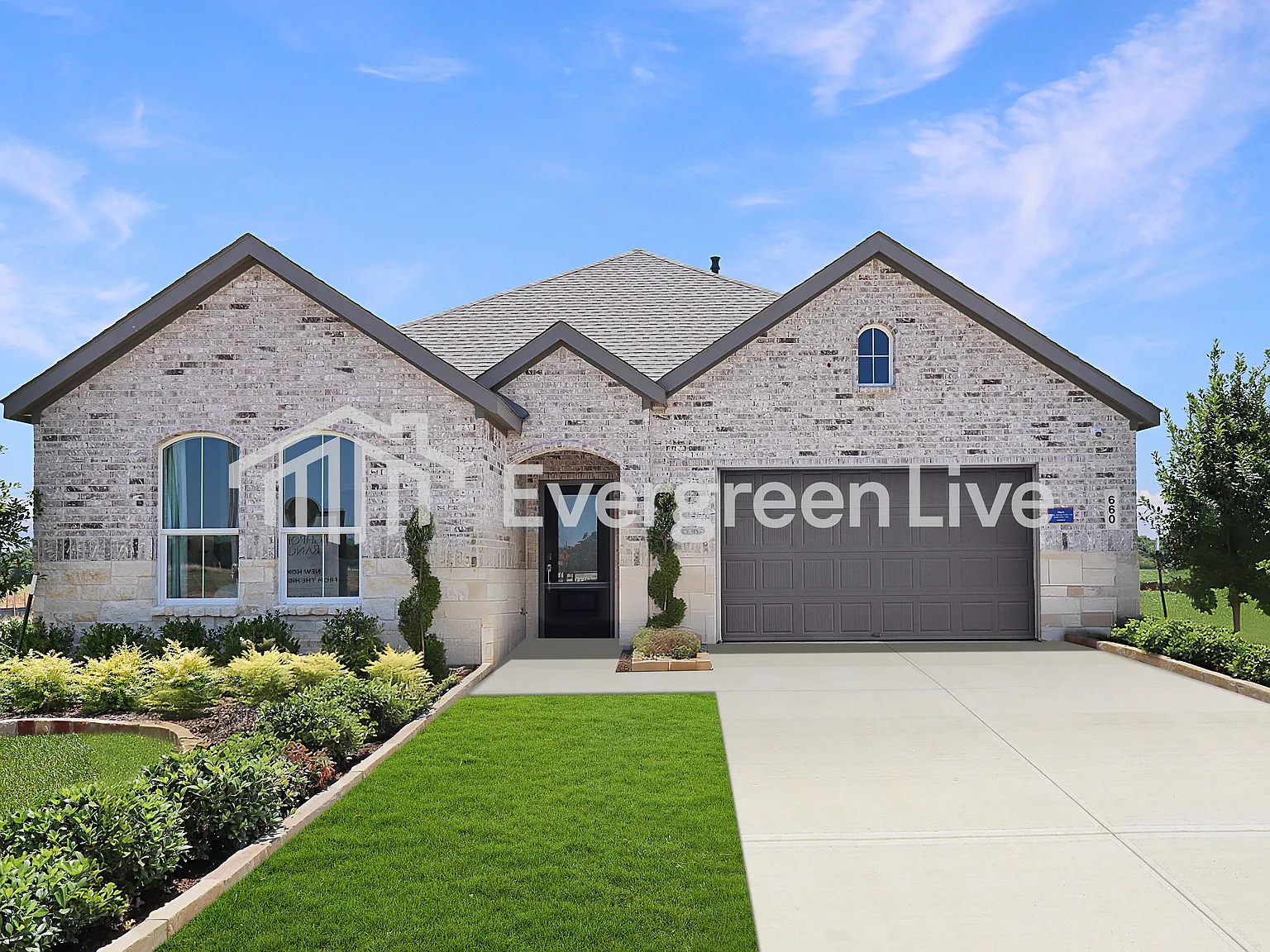 4 bed, 2.0 bath, 2000 sqft, $2,045 — Photo 3