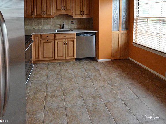 5th image of 608 Curry Ford Ln