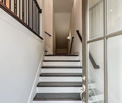 3rd image of 3645 Hester Ave SE