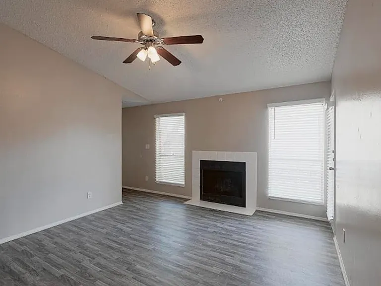 Lookout Ridge Apartments — Photo 5