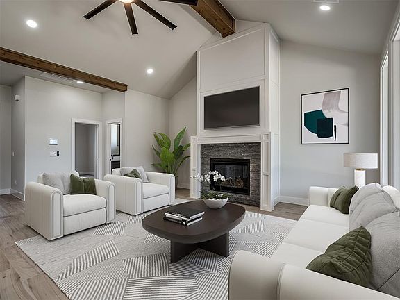 4th image of 15204 Clubhouse Dr