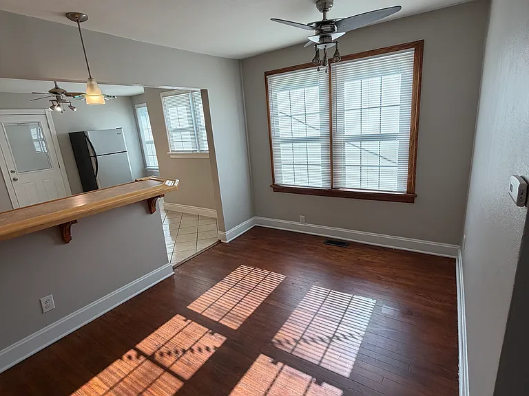 3413 Gilham Ave #B — Photo 6