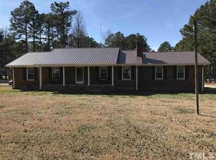 301 Hardwood Ridge Ct, Clayton, NC 27520