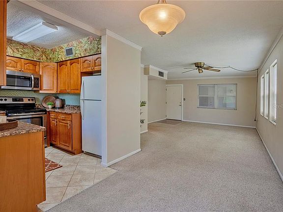 5th image of 9940 47th Ave N APT 211