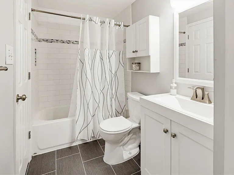 9402 Granite Hl — Photo 25