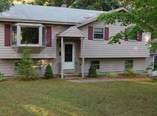 61 Spaulding St, Townsend, MA 01469