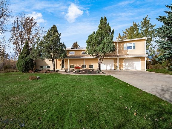 3rd image of 1391 Cobb Hill Rd