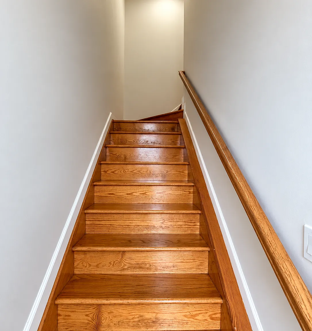 3 bed, $3,000 — Photo 2