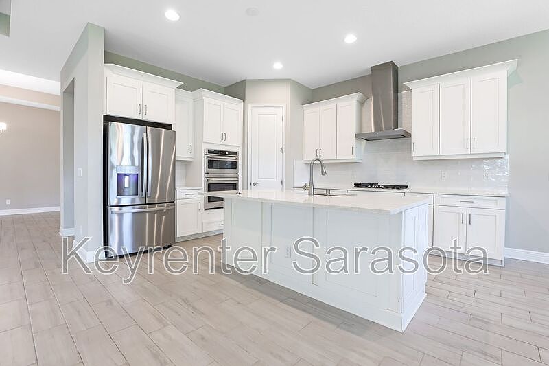 1st image of 6133 Lungo Lago Dr