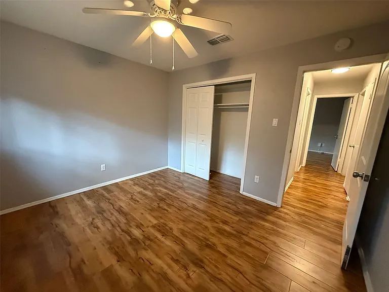 2811 Crownspoint Dr — Photo 11