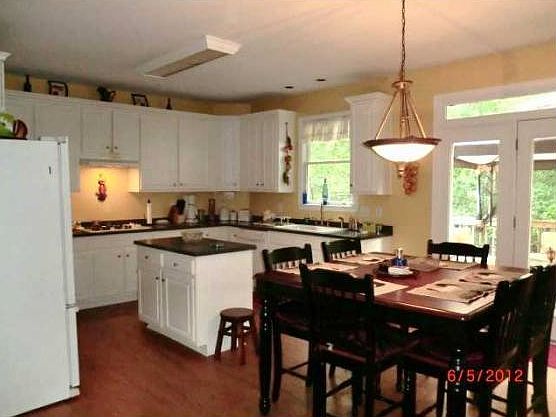 Gourmet Kitchen
