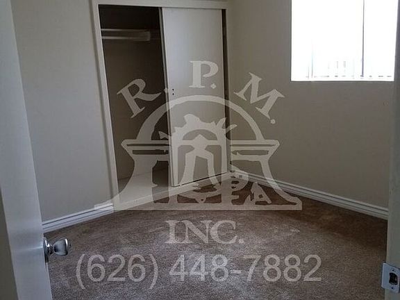 4th image of 2702 1/2 Humbert Ave