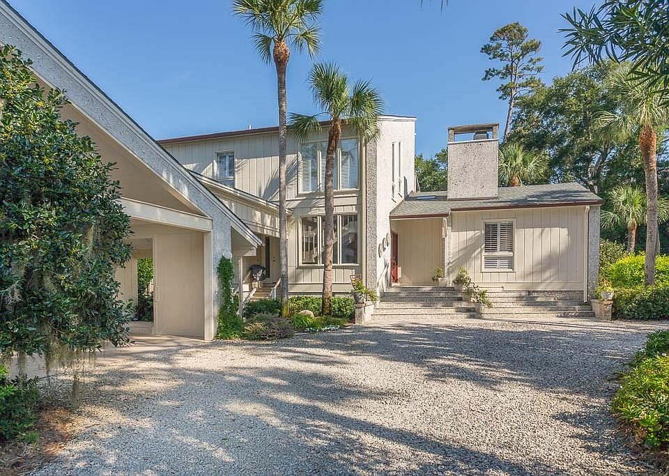 1st image of 366 Elizabeth Ln
