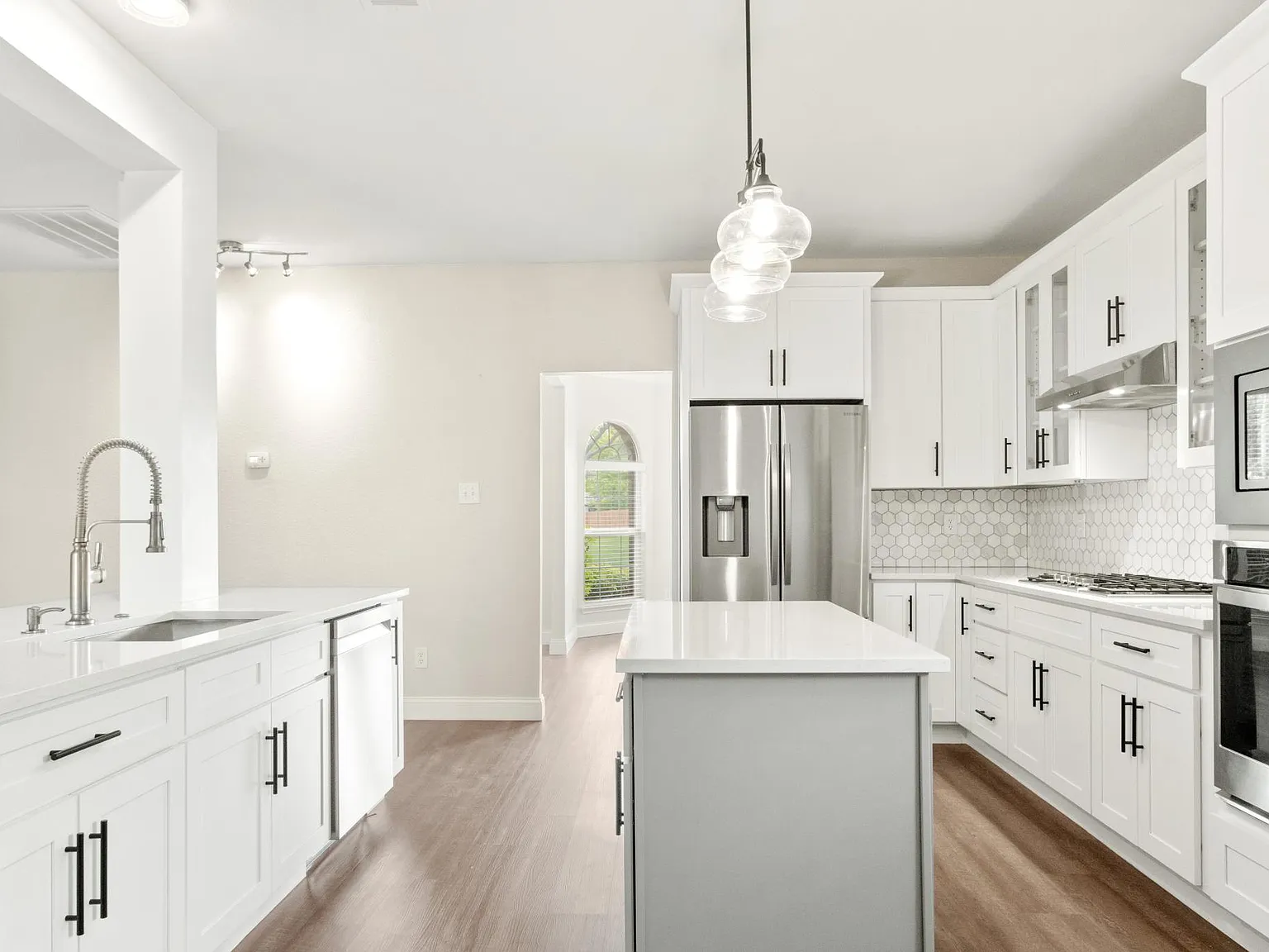 116 Glen Ridge Dr — Photo 3