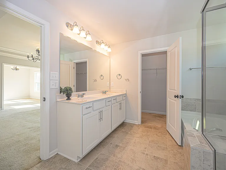 5599 Wheeler Ridge Rd — Photo 38