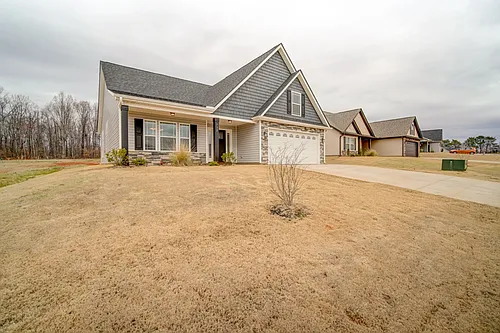 732 Shelburne Ln Photo 1