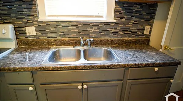 1188 Sidney St — Photo 7