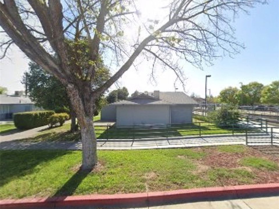 1st image of 2400 K St