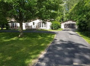 9906 Webster Rd, Freeland, MI 48623