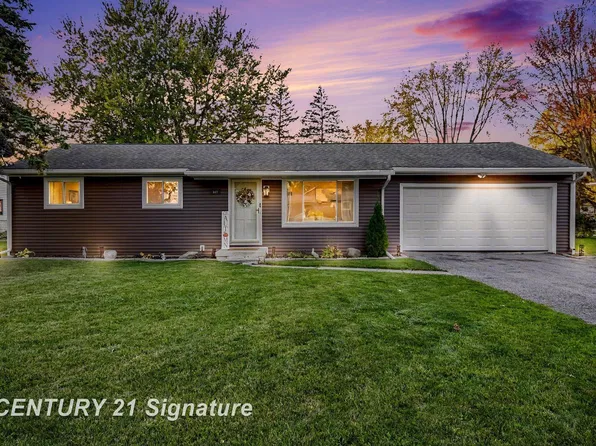 361 Harvey St, Freeland, MI 48623