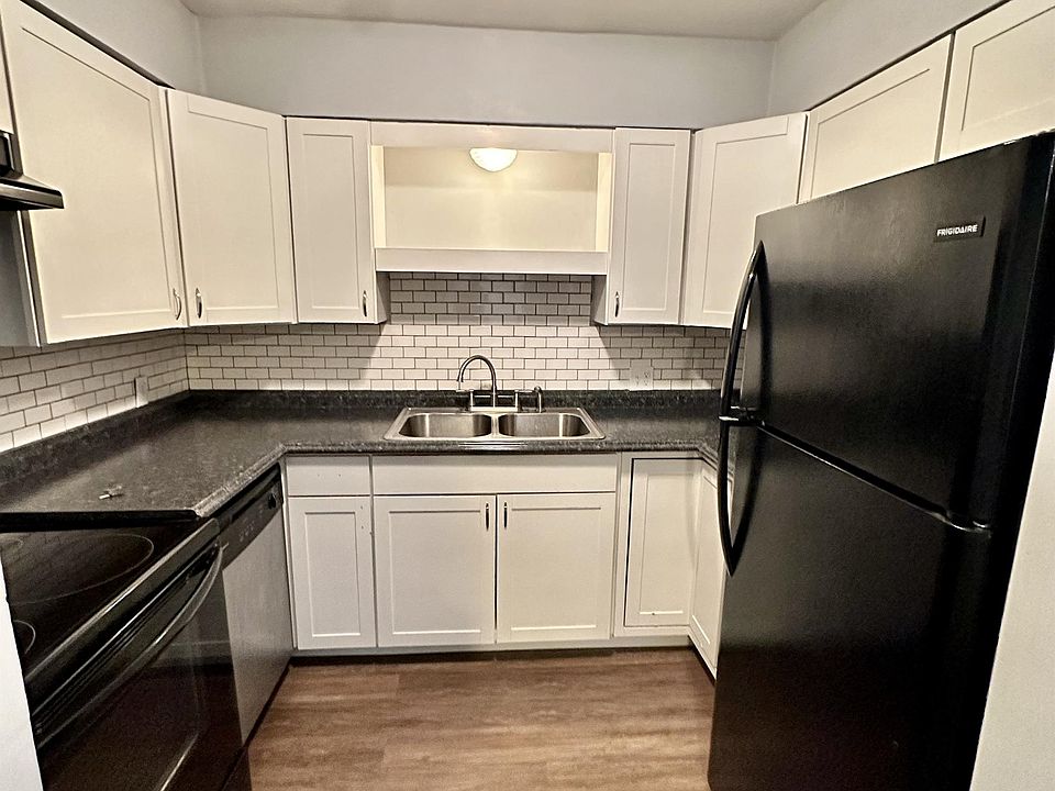 1st image of 1201 S Rockford Ave #7