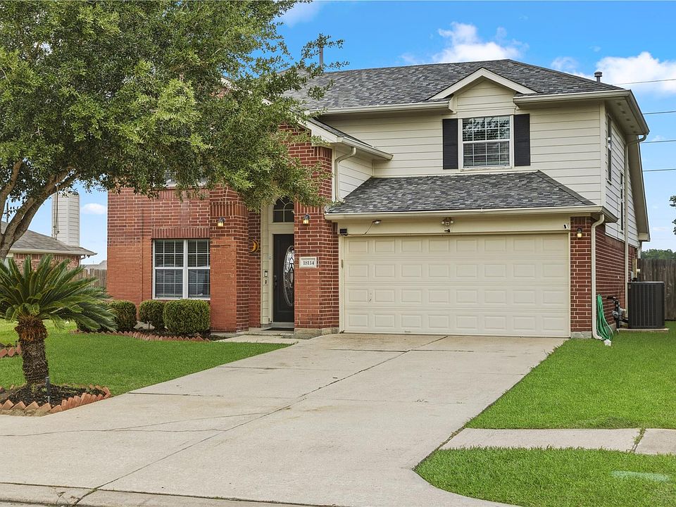 1st image of 18114 Crestglen Ct
