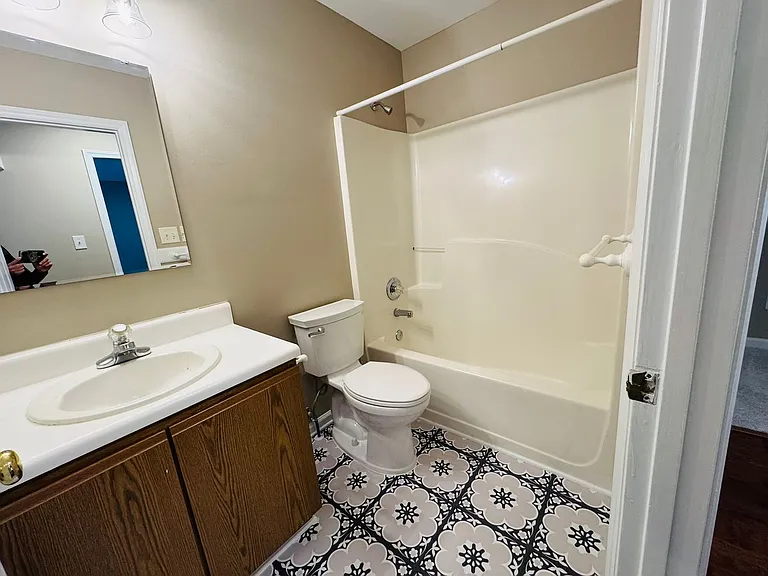 6904 Fox Haven Pl — Photo 12