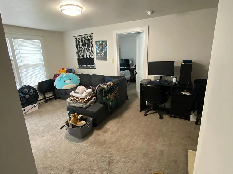 7408 Elmwood Ave #3 — Photo 3