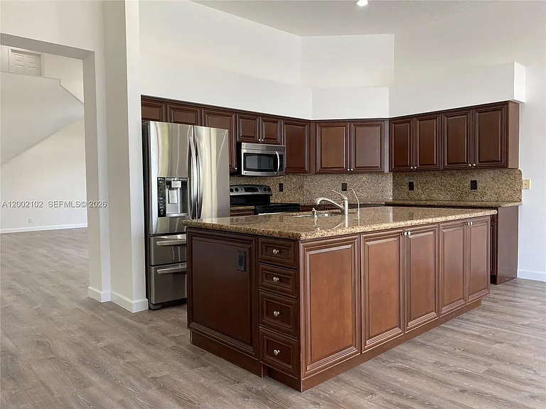 2486 Bay Isle Dr — Photo 13