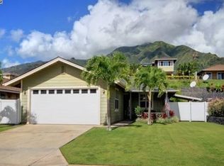 590 Komo Ohia St, Wailuku, HI 96793