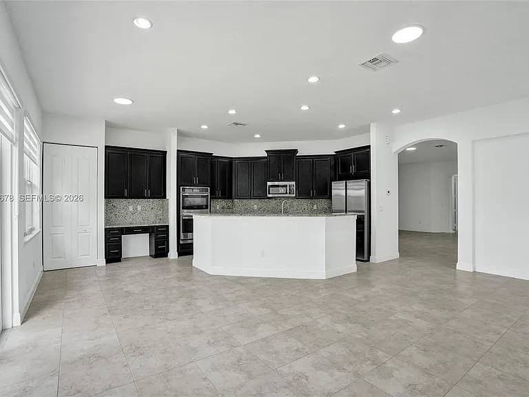 10340 Lake Vista Ct — Photo 45