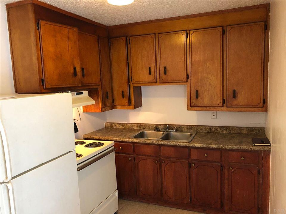 1st image of 2110 Eliasberg St #2112