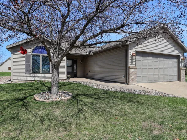 111 Willow Creek Dr, Waite Park, MN 56387
