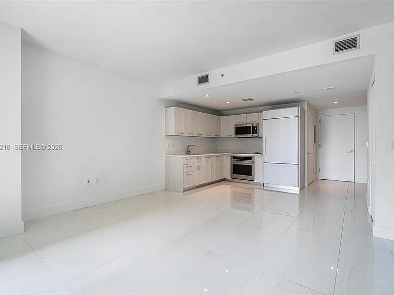 45 SW 9th St #2002 — Photo 5