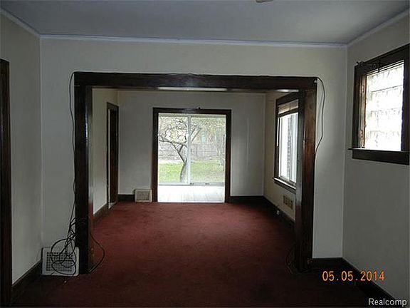 4th image of 1217 N Rademacher St