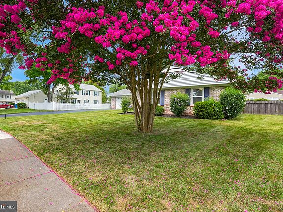 5th image of 13216 Pennypacker Ln