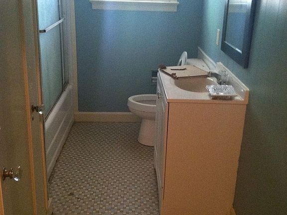 5th image of 115 E Wyandotte St