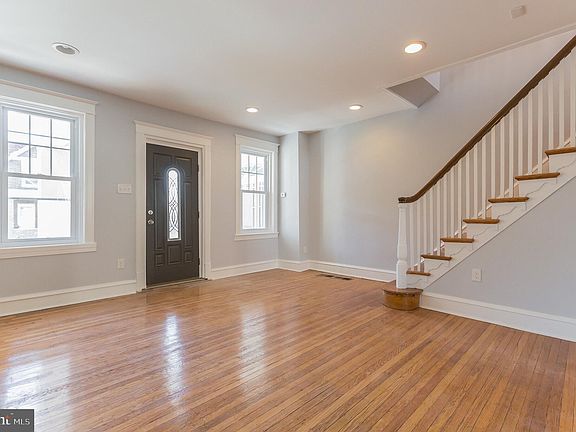 4th image of 6602 N Bouvier St