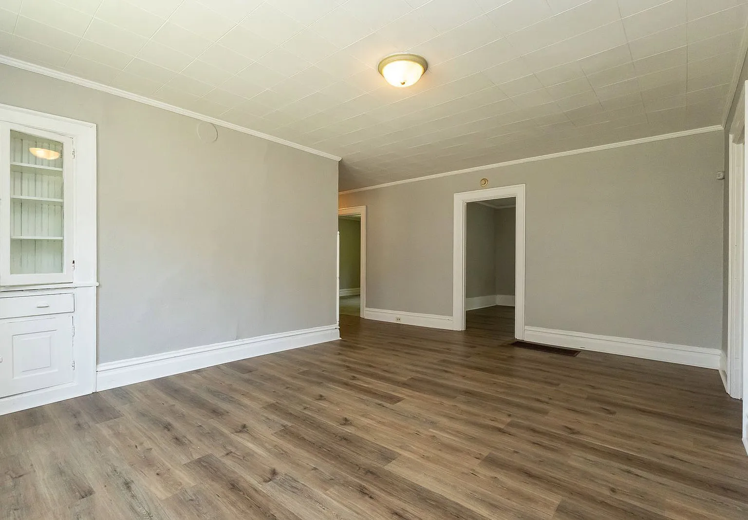 3 bed, 1.0 bath, 1316 sqft, $1,425 — Photo 4