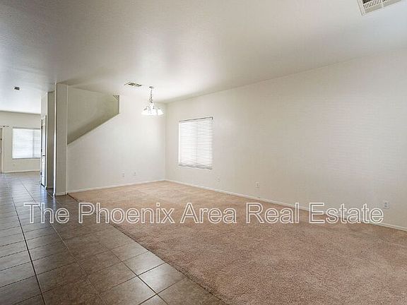 5th image of 1203 E Daisy Way