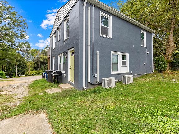 4th image of 537 & 539 Broadway Ct