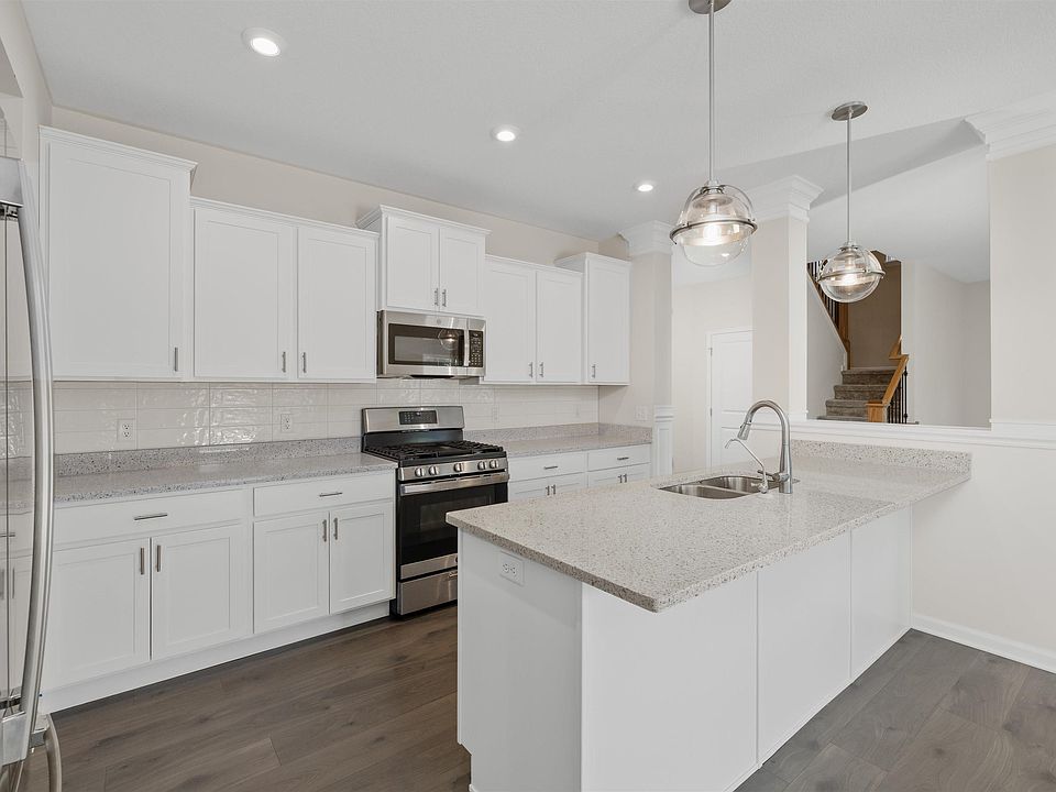 1st image of 1148 Mosaic St