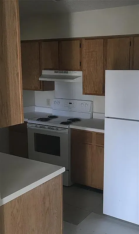 Carpenter Estates — Photo 1