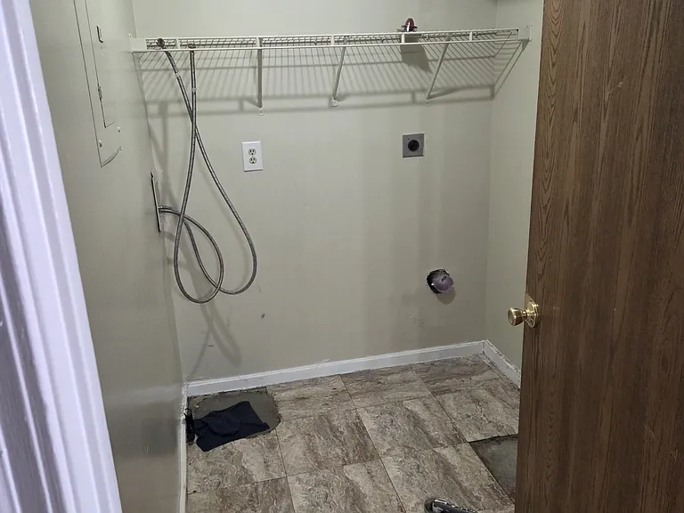 213 Lindsey St #A — Photo 5