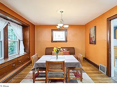 3 bed, 1222 sqft, $1,200 — Photo 4